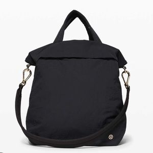 Lululemon On My Level Bag 19L